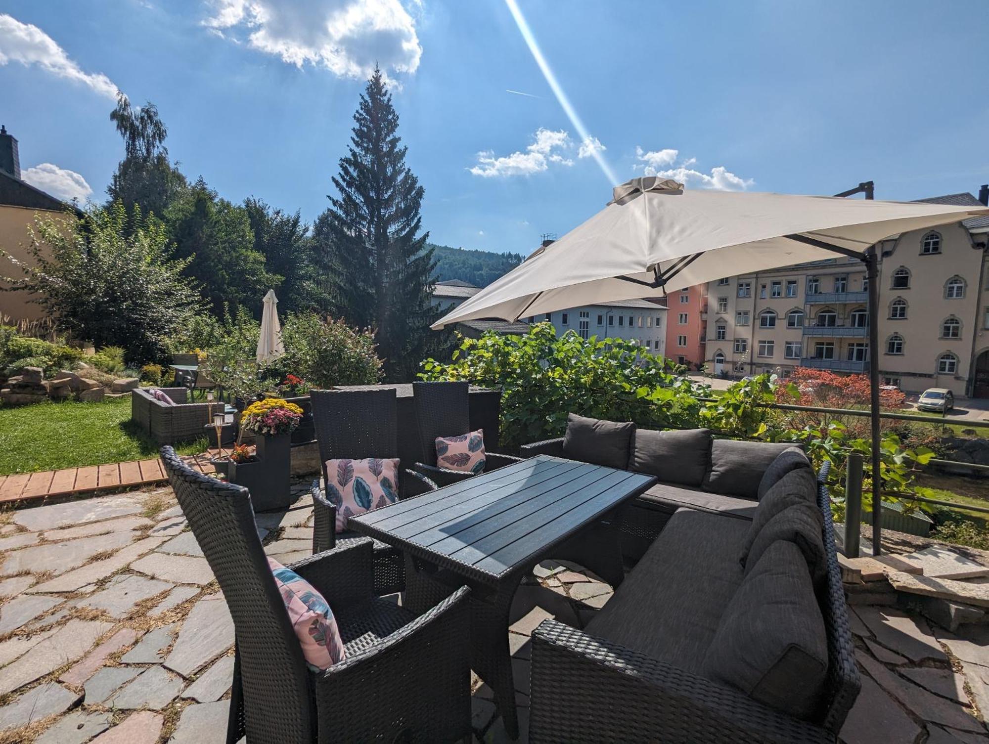 Hw3 - Urlaubsmagie - Helle, Grosse Wohnung Mit Pool Sebnitz Buitenkant foto