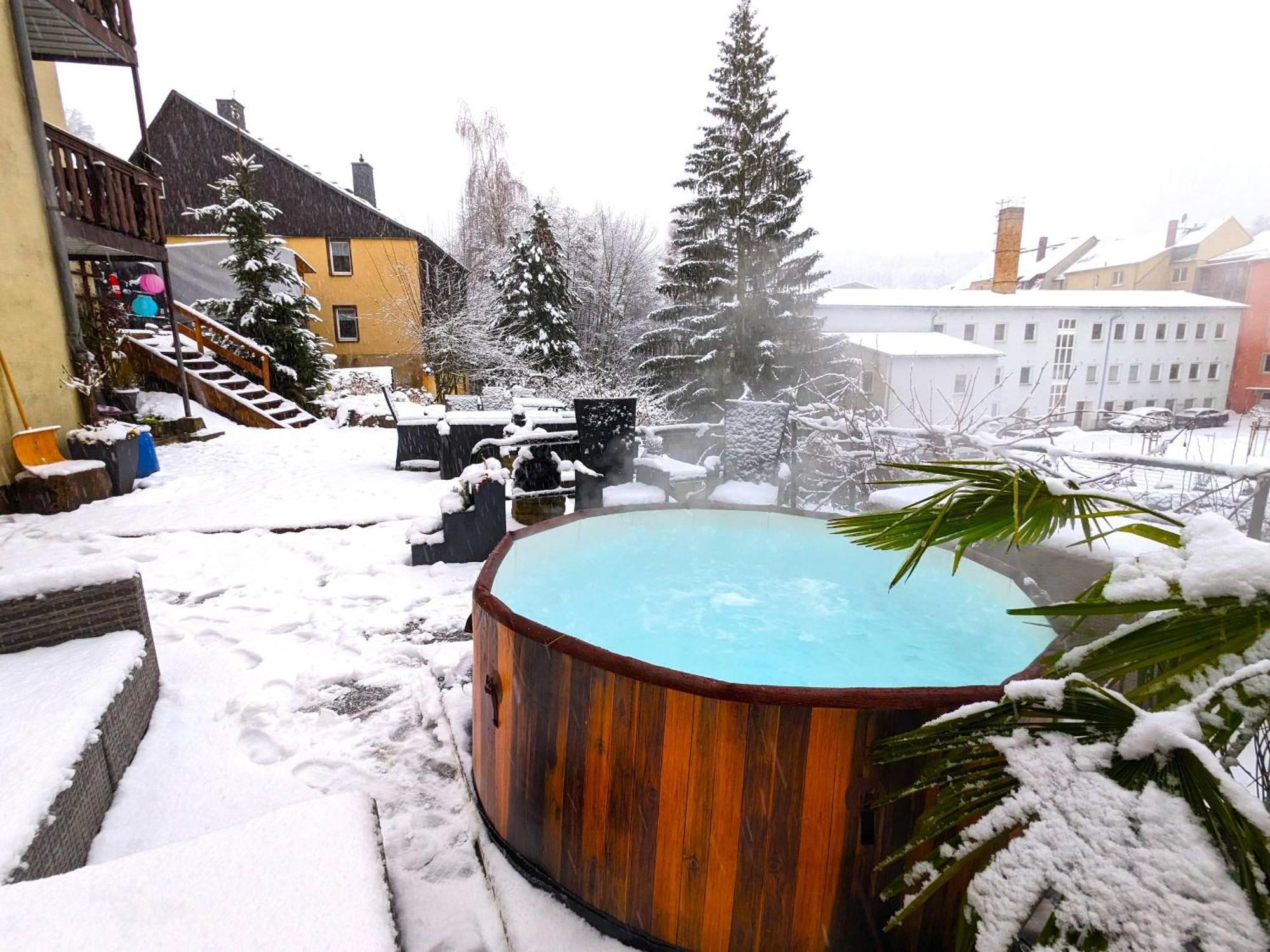 Hw3 - Urlaubsmagie - Helle, Grosse Wohnung Mit Pool Sebnitz Buitenkant foto