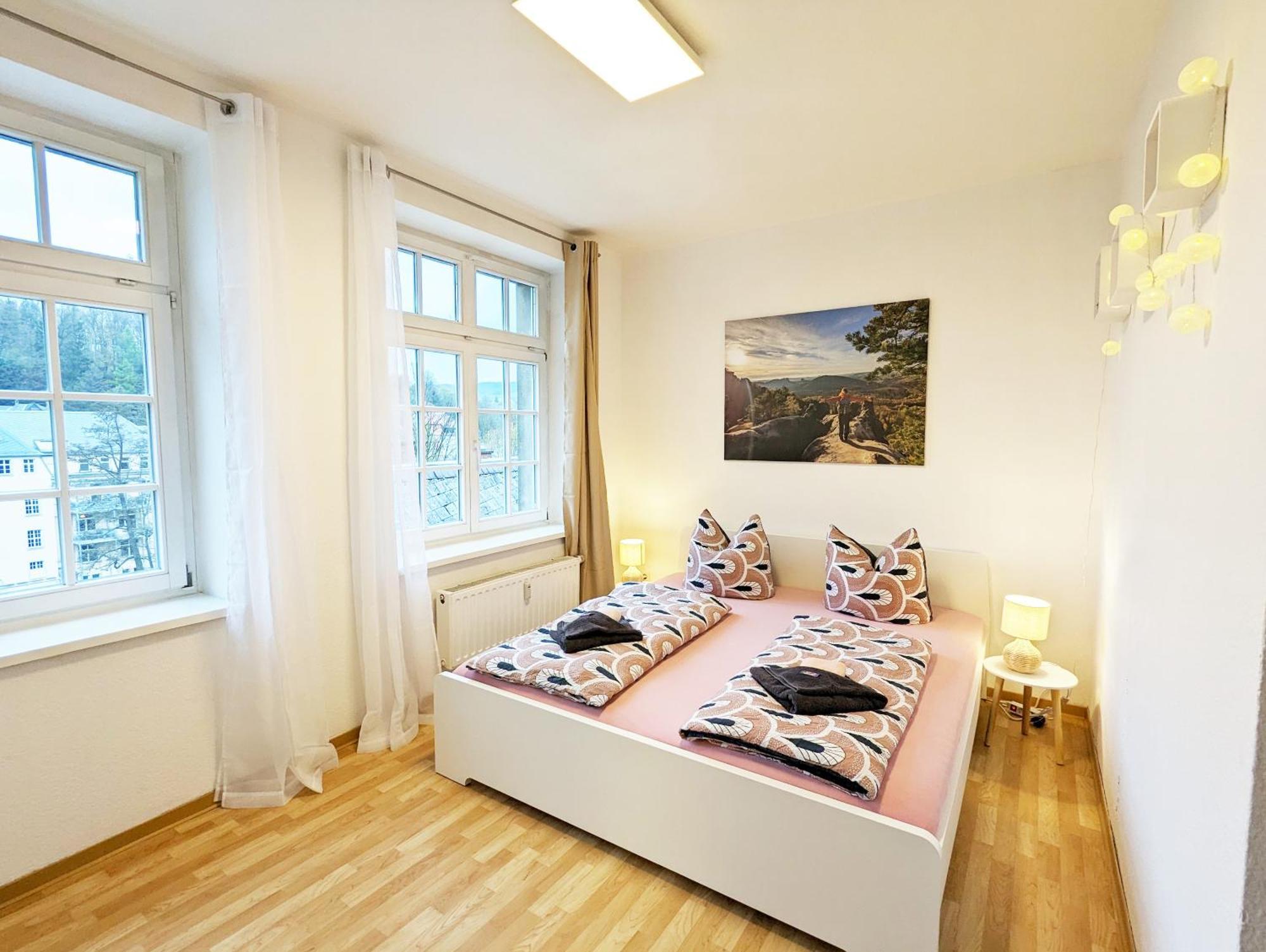 Hw3 - Urlaubsmagie - Helle, Grosse Wohnung Mit Pool Sebnitz Buitenkant foto