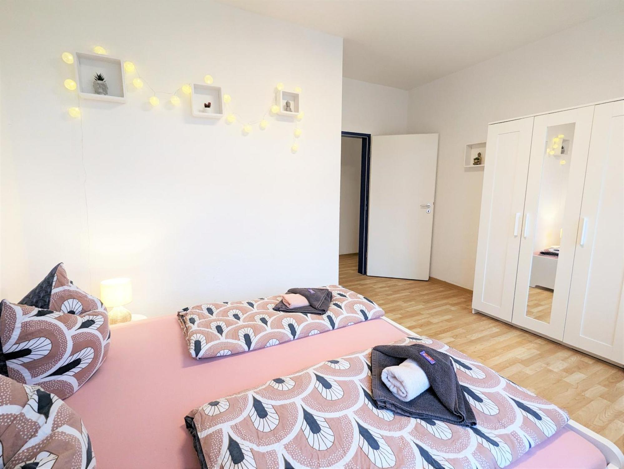 Hw3 - Urlaubsmagie - Helle, Grosse Wohnung Mit Pool Sebnitz Buitenkant foto